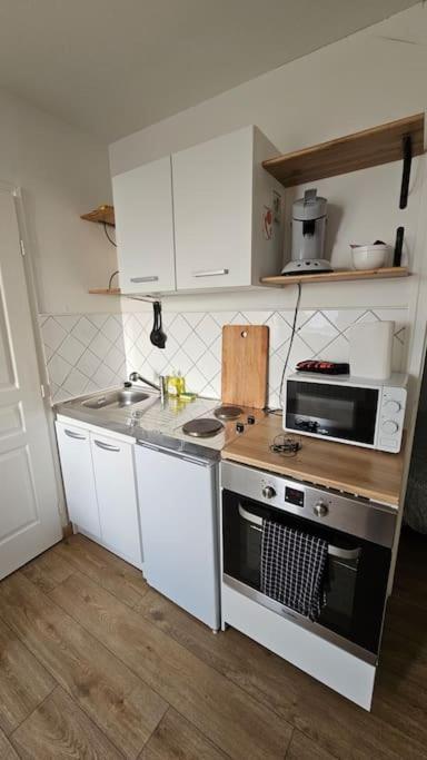 T2 Calme Proche De La Citadelle Appartement Arras Buitenkant foto